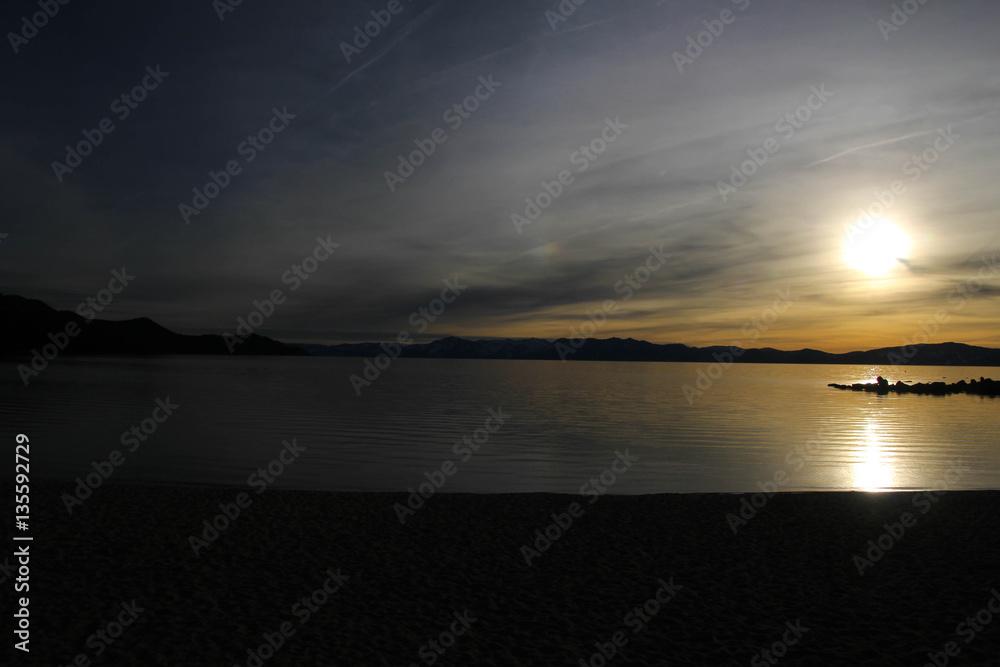 Fototapeta premium Cloudy sunset at Lake Tahoe