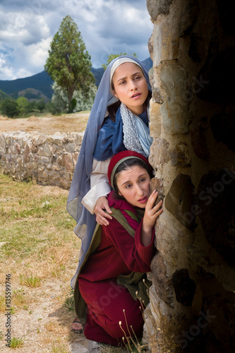 Quadro em tela Mary and Mary Magdalene looking into the empty tomb