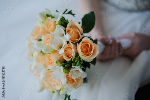 bouquet of roange roses photo