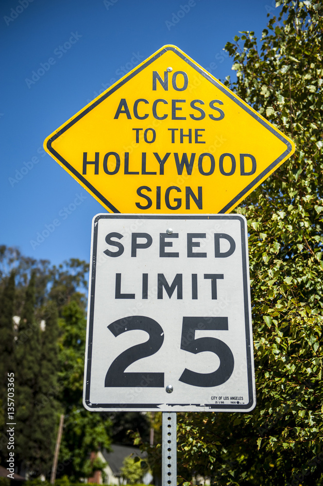 znak drogowy Hollywood