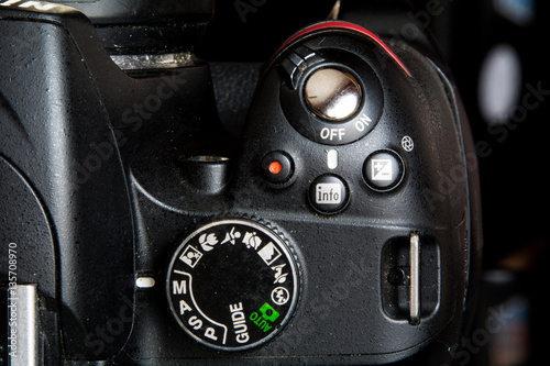 The mode wheel. 