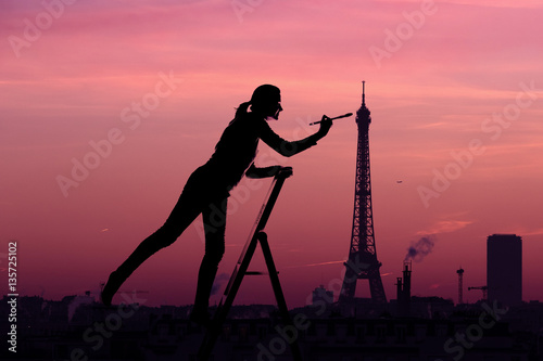 tour eiffel paris toit solei lever ciel silouette contre jour ar photo