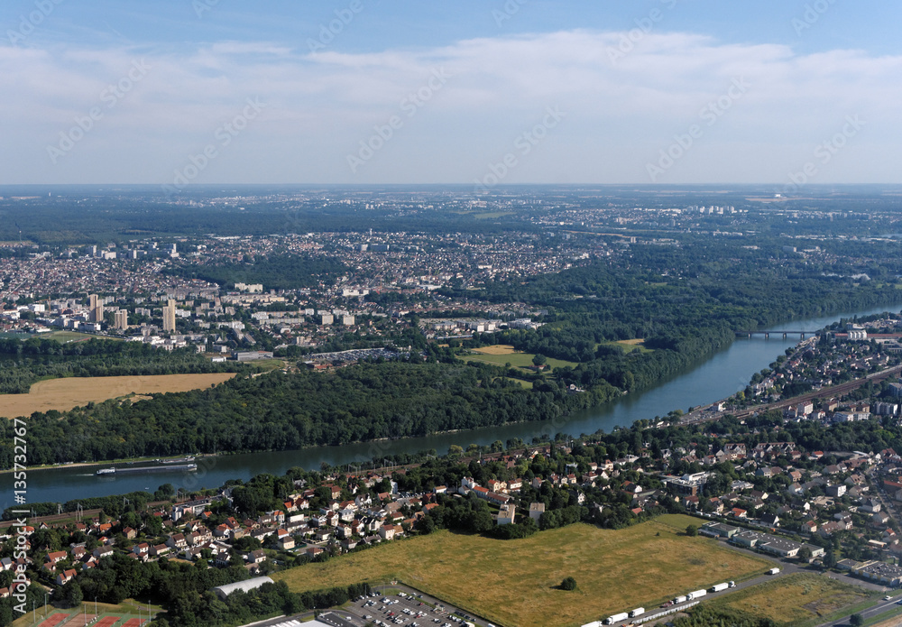 vue aérienne de de la Seine en île de France