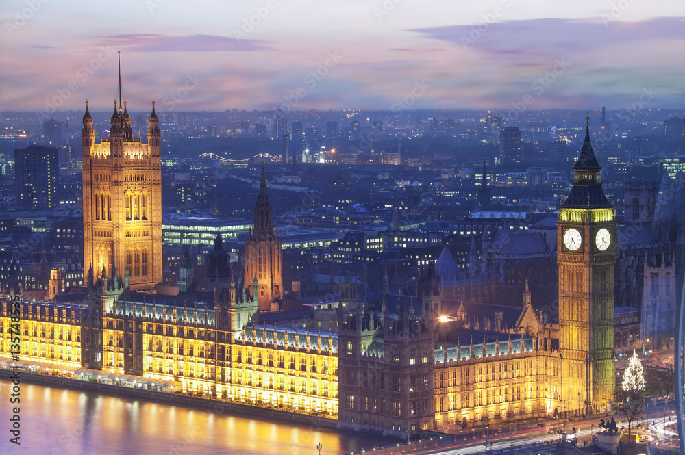 Elevated view of Big Ben and the Houses of Parliament at dusk