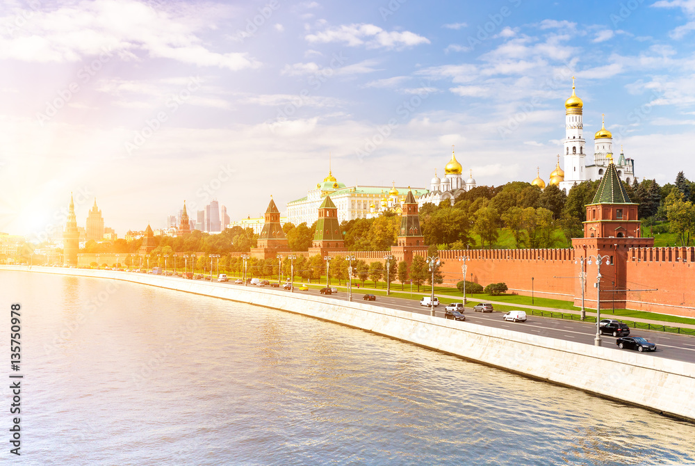 Obraz premium River view of the Moscow Kremlin