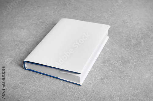 Принти на полотні New book on gray background