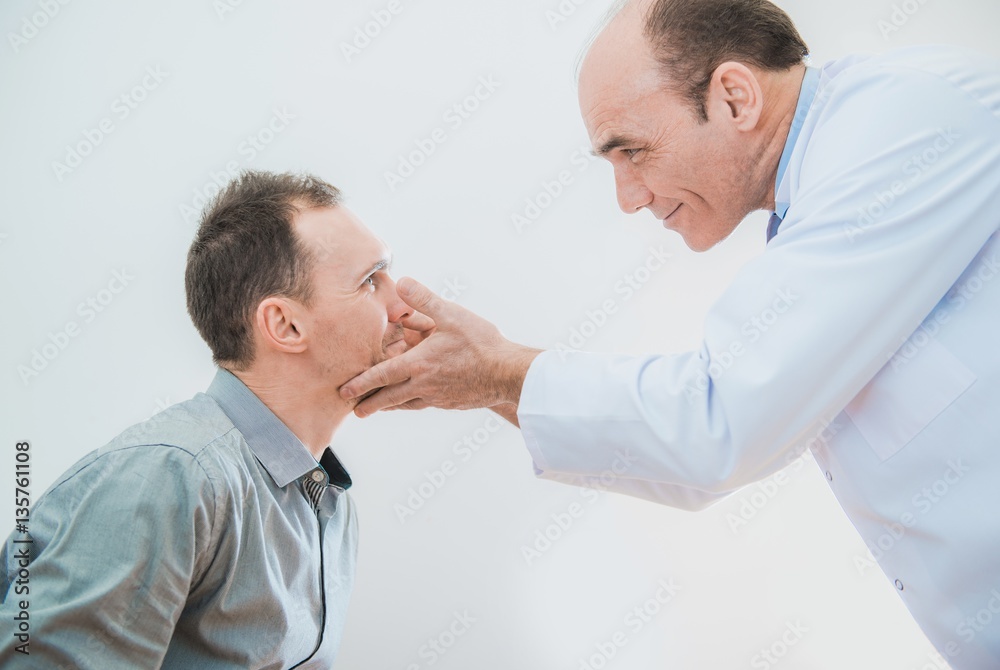 Obraz premium Happy Doctor Examination