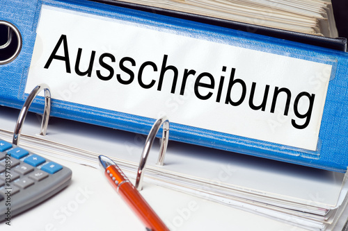 Ausschreibung / Aktenordner mit dem Wort Ausschreibung photo