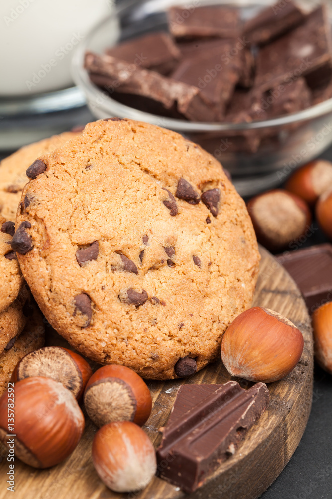 Fototapeta premium Nuts and oatmeal chocolate chip cookies delicious and healthy food.