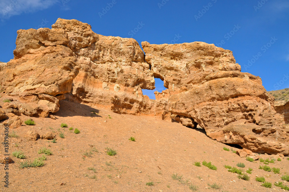 Sharyn Canyon (also known as Charyn Canyon) on the Sharyn River in Kazakhstan
 - obrazy, fototapety, plakaty 
