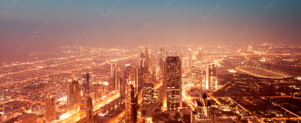 Obraz premium Beautiful night Dubai cityscape