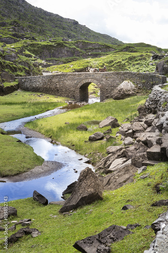 Fényképezés Stone bridge at Gap of Dunloe, Killarney National Park, Ireland
