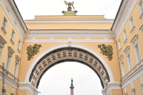 The Arch of General Staff on Palace Square.