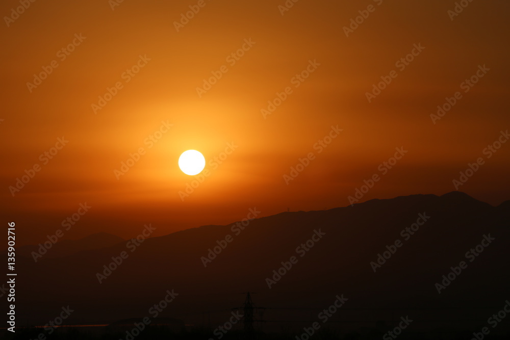 Obraz premium 奈良盆地の夜明け