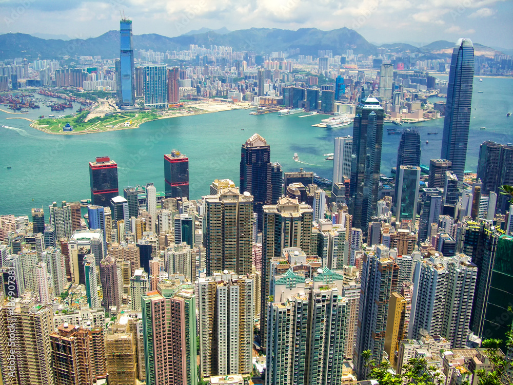 amazing skyline views of Hong kong