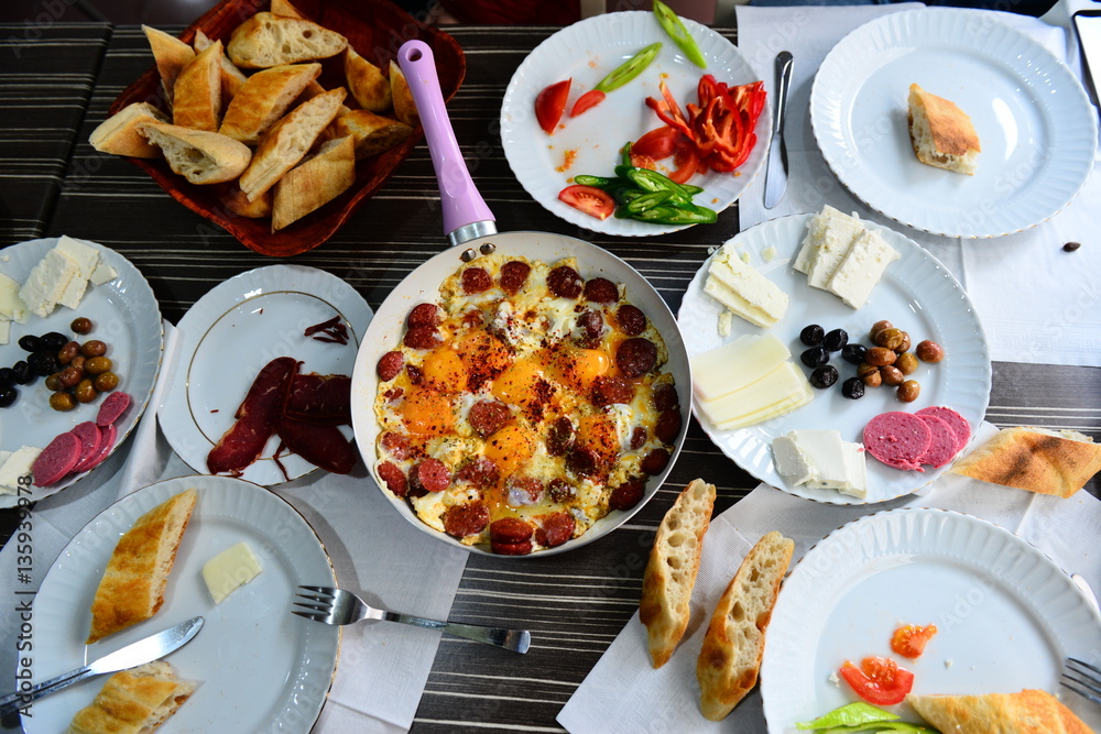 turkish breakfast 