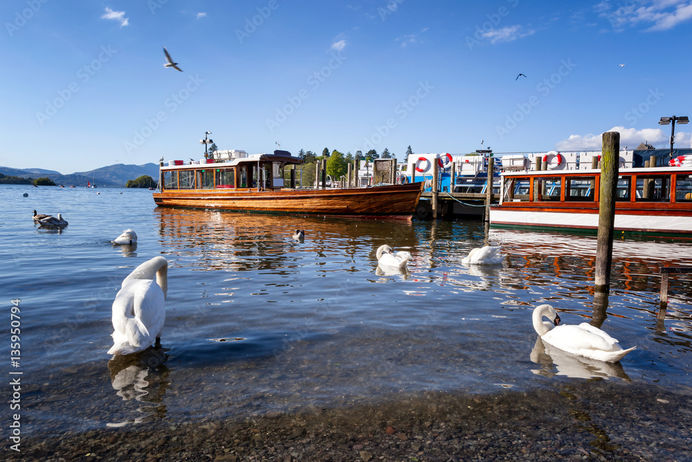 Obraz premium Lake district cruise England