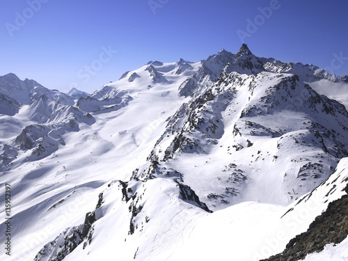 A view of winter Alps, 3 Vallees, France © kamilpetran