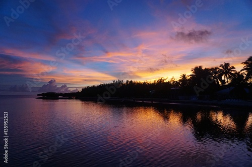 Spektakulärer Sonnenuntergang auf den Florida Keys © franziskahoppe