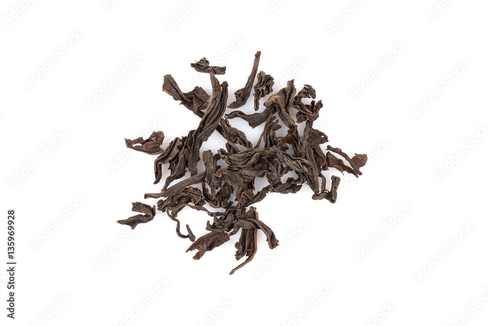 Obraz premium Black tea isolated on white