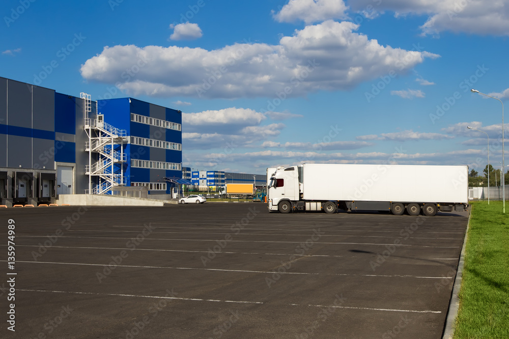 Naklejka premium modern logistics center