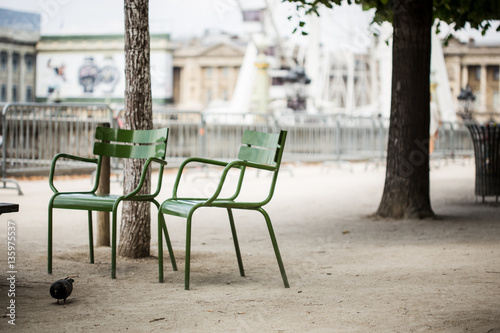 Green Park Chairs © Sara