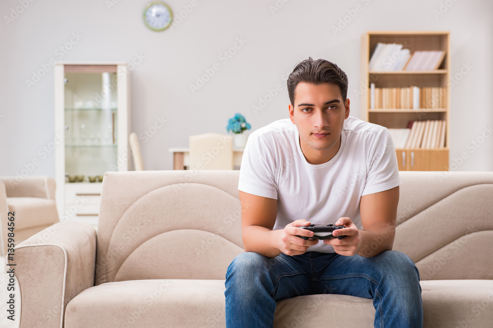 Man addicted to computer games Man addicted to computer games