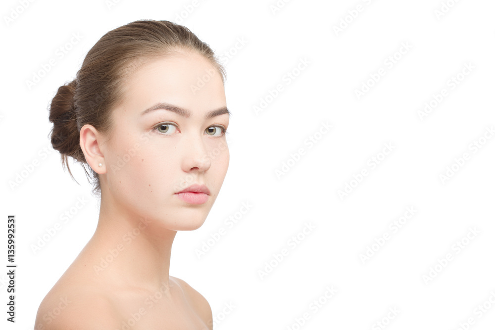 Fototapeta premium Woman with a natural beauty makeup look isolated over a white background with copyspace