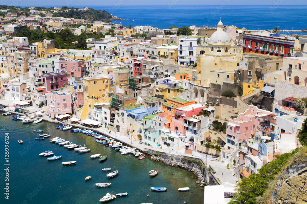 Obraz premium プロチダ島 コリチェッラ地区