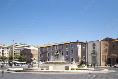 ローマ 共和国広場