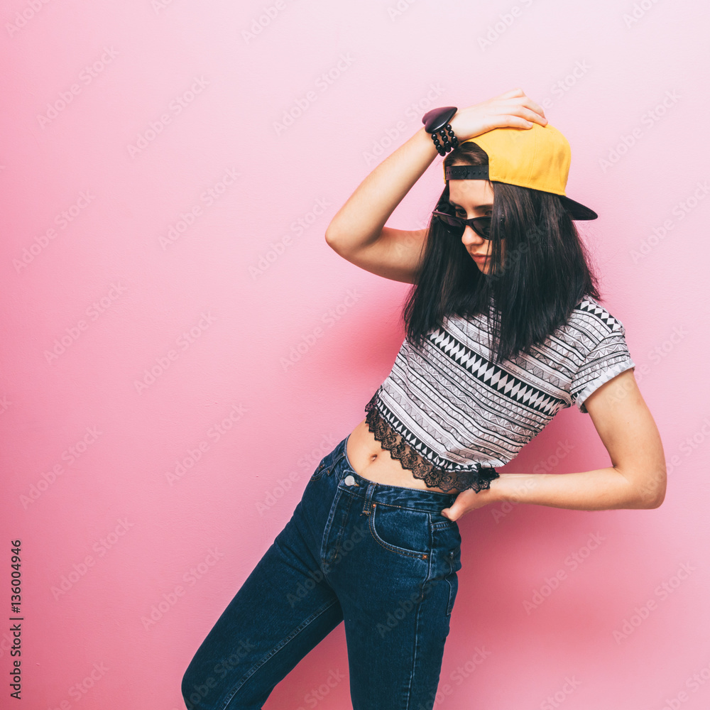 pretty young girl Balinese Asian, Indonesian girl business pose model for  advertisement glasses, skincare fashion style 31211922 Stock Photo at  Vecteezy