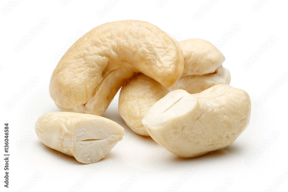 Fototapeta premium Cashew nut isolated