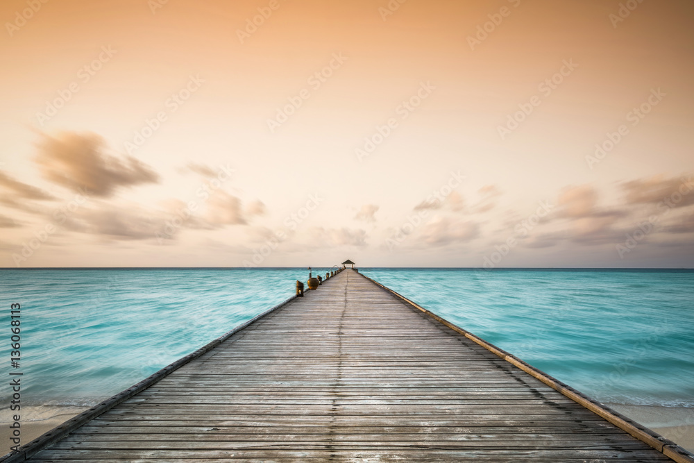 Steg auf den Malediven (Ohne Begrenzung), Holiday Island, Dhiffushi