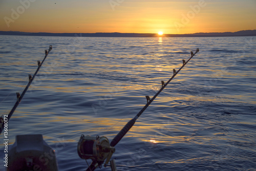 Sonnenaufgang in der Adria. Fiescherboot.