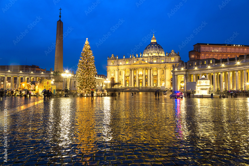 Fototapeta premium Bazylika Świętego Piotra w Watykanie