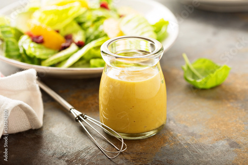Homemade honey mustard salad dressing Fototapet