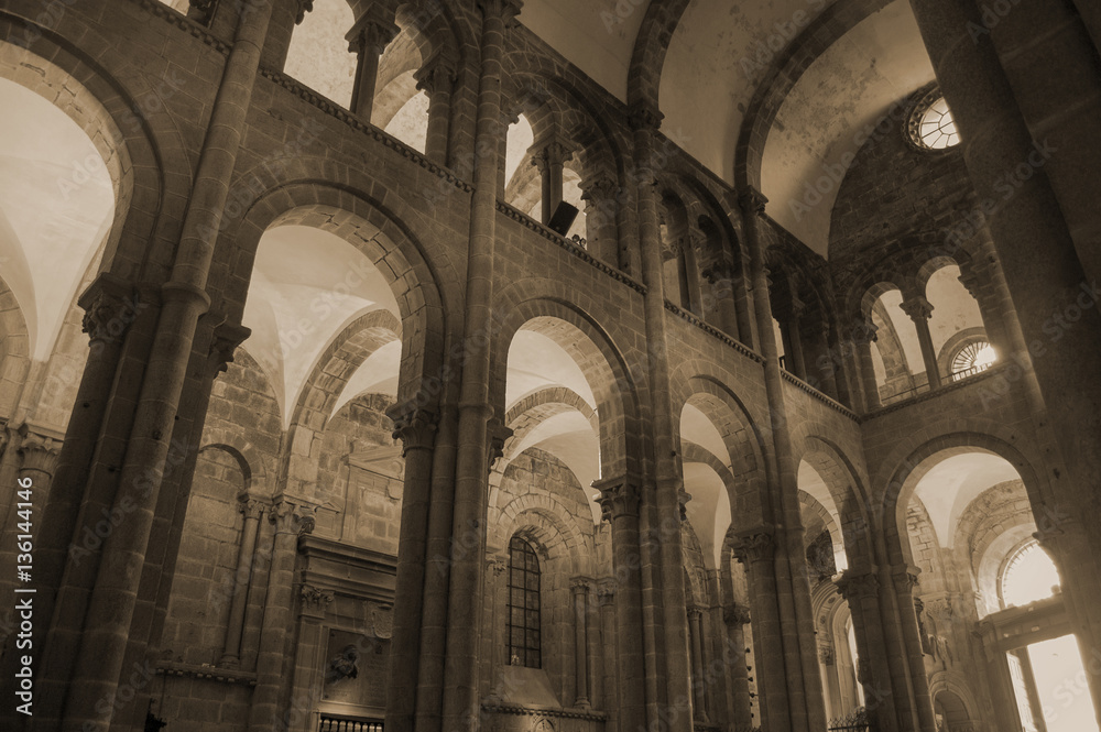 Catedral sepia