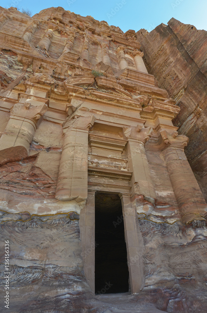 Tumbas reales, ciudad antigua de Petra, Jordania