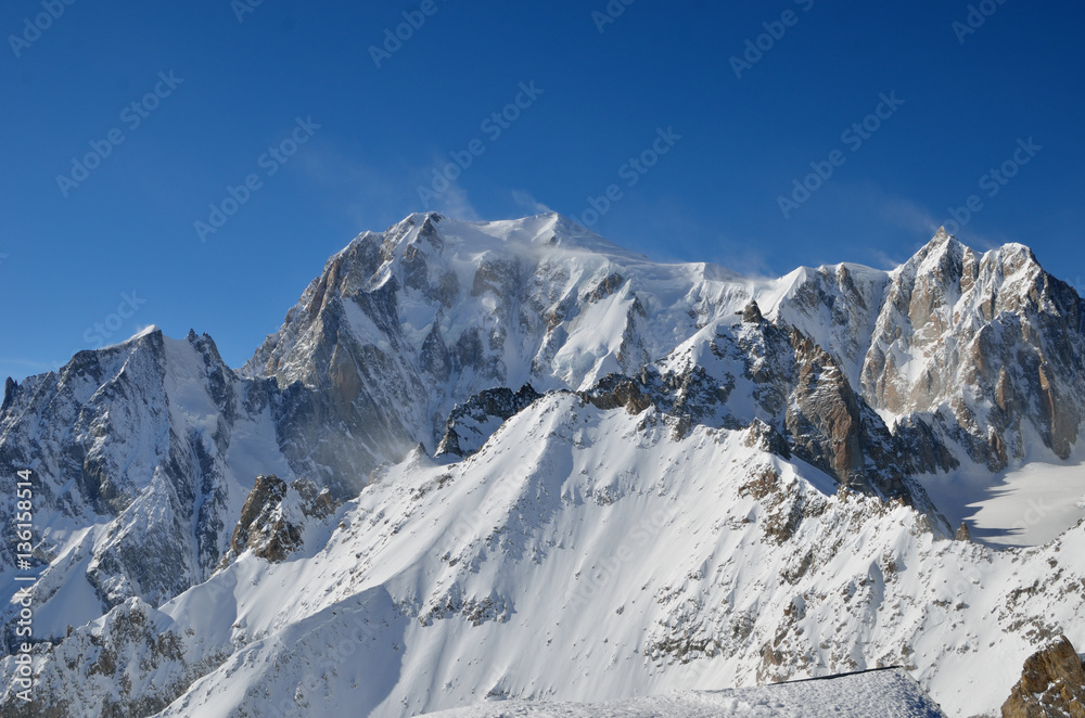 Cima del Monte Bianco e altre vette