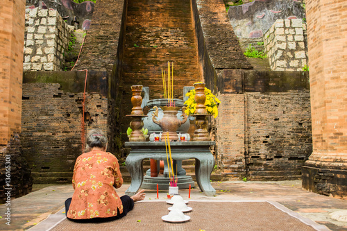 Tableau sur toile Brick cham towers Ponagar in Nha Trang, Vietnam