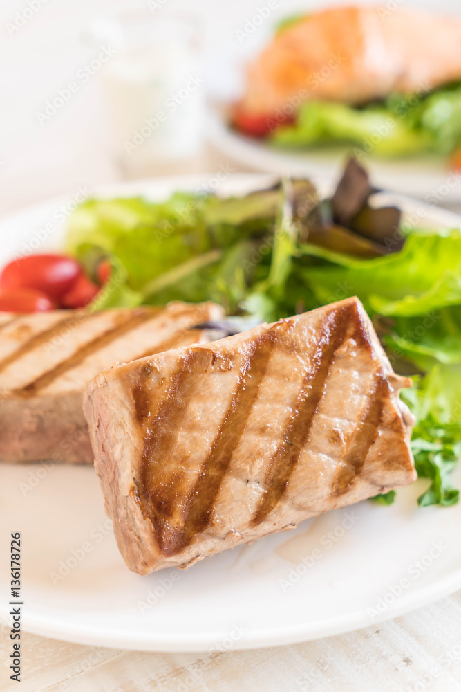 tuna steak with salad tuna steak with salad