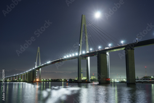 月光と新湊大橋 © ginR