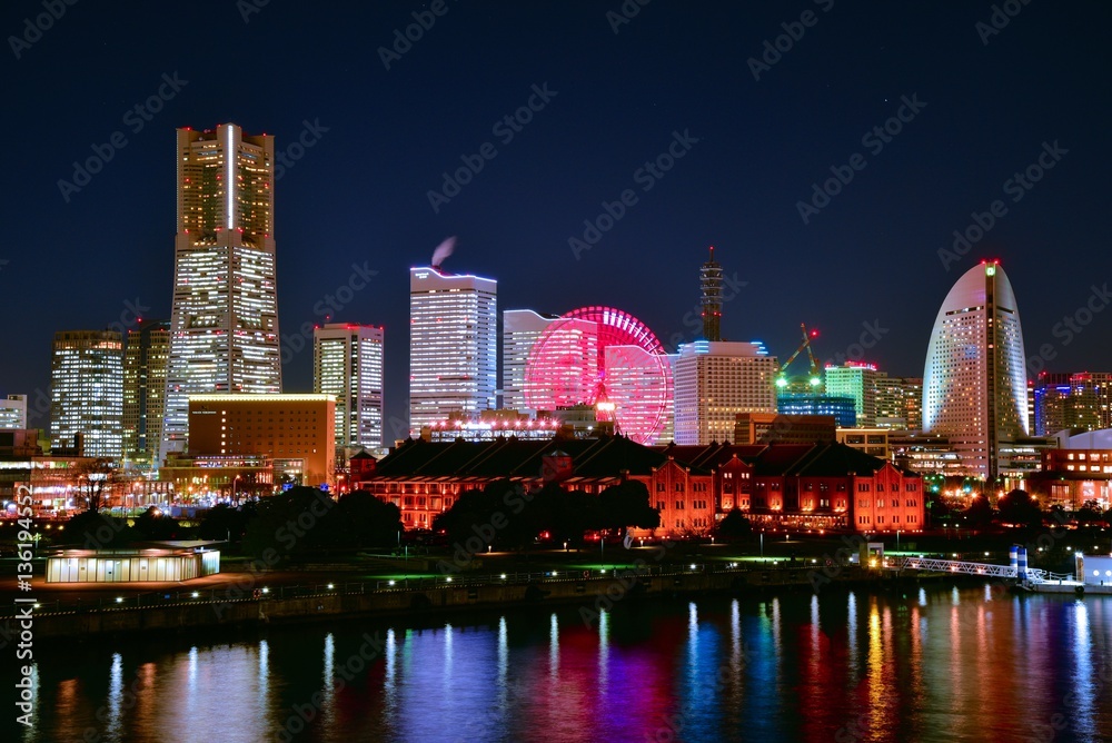 Naklejka premium Minatomirai