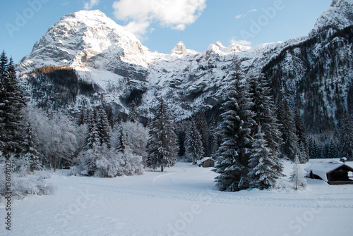 Le montagne ad Auronzo in provincia di Belluno,un freddo inverno © corradobarattaphotos