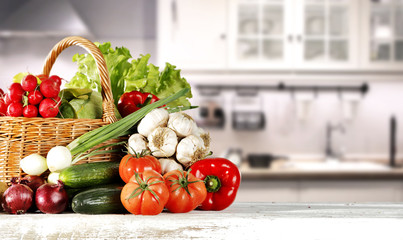 Papier peint photo Légumes Légumes sur table en bois cuisine  © magdal3na