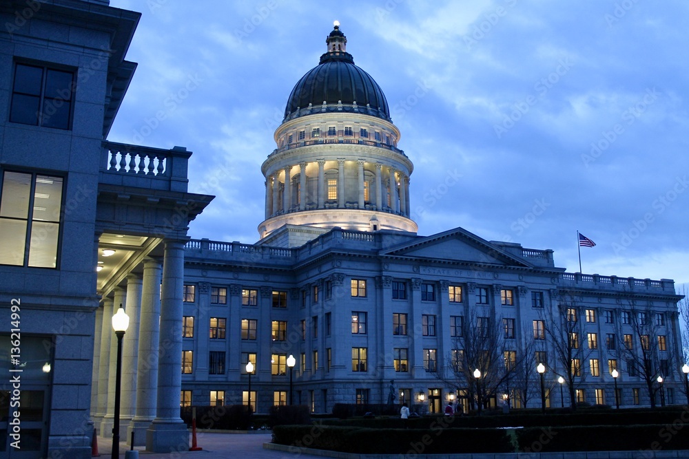 Naklejka premium Utah State Capitol