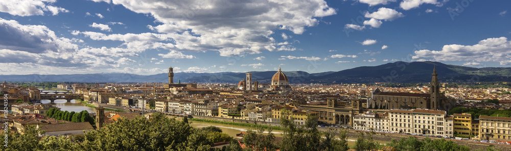 Veduta panorama della città di Firenze con Fiume Arno, Palazzo Vecchio, Ponte Vecchio e Duomo