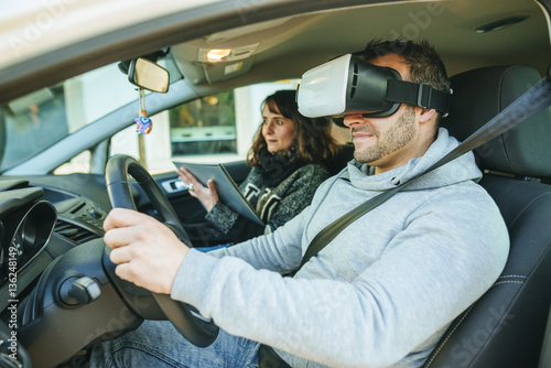 Learning to drive with VR glasses