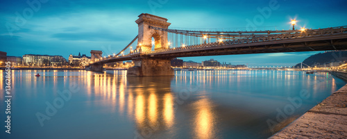 Czechenyi Chain Bridge in Budapest, Hungary, early in the mornin