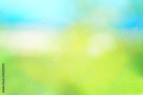 Green blurred background © Chaiphorn